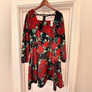 NWT Women’s The Children's Place Crushed Velvet Red and Green Floral Dress